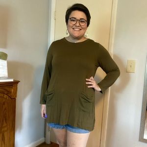 *5/$25* | Olive Green Tunic Top